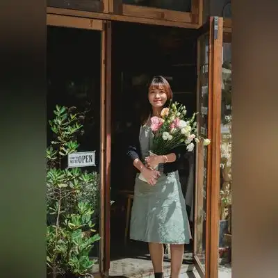 毛荷茹